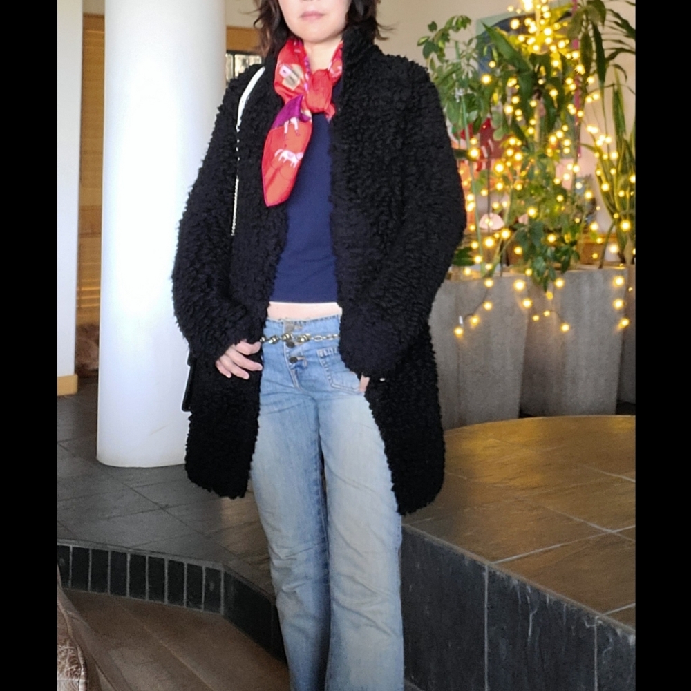 Nice Claup Vintage 90s woolen Teddy coat very warm!